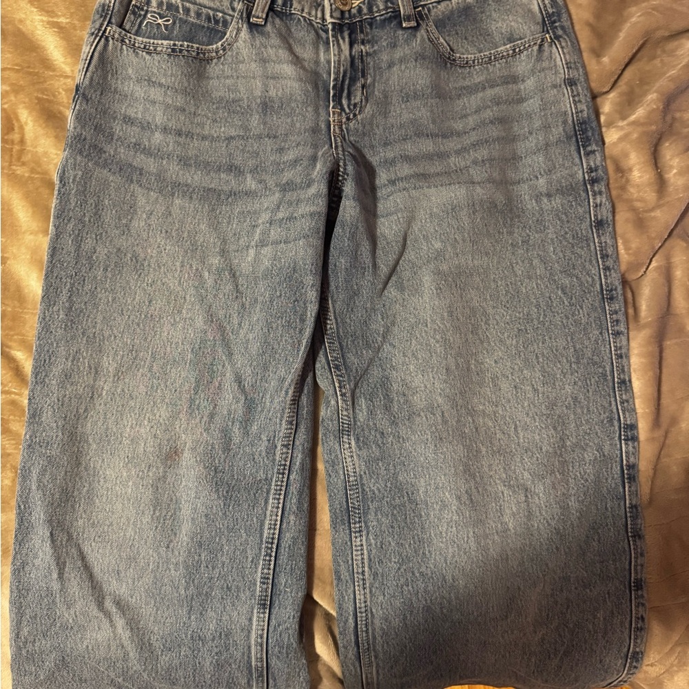 Hollister women's Relaxed Fit Light Blue Jeans